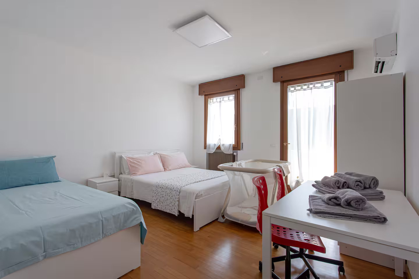 Camera matrimoniale con singolo